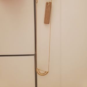 MADEWELL Curve Bar Necklace